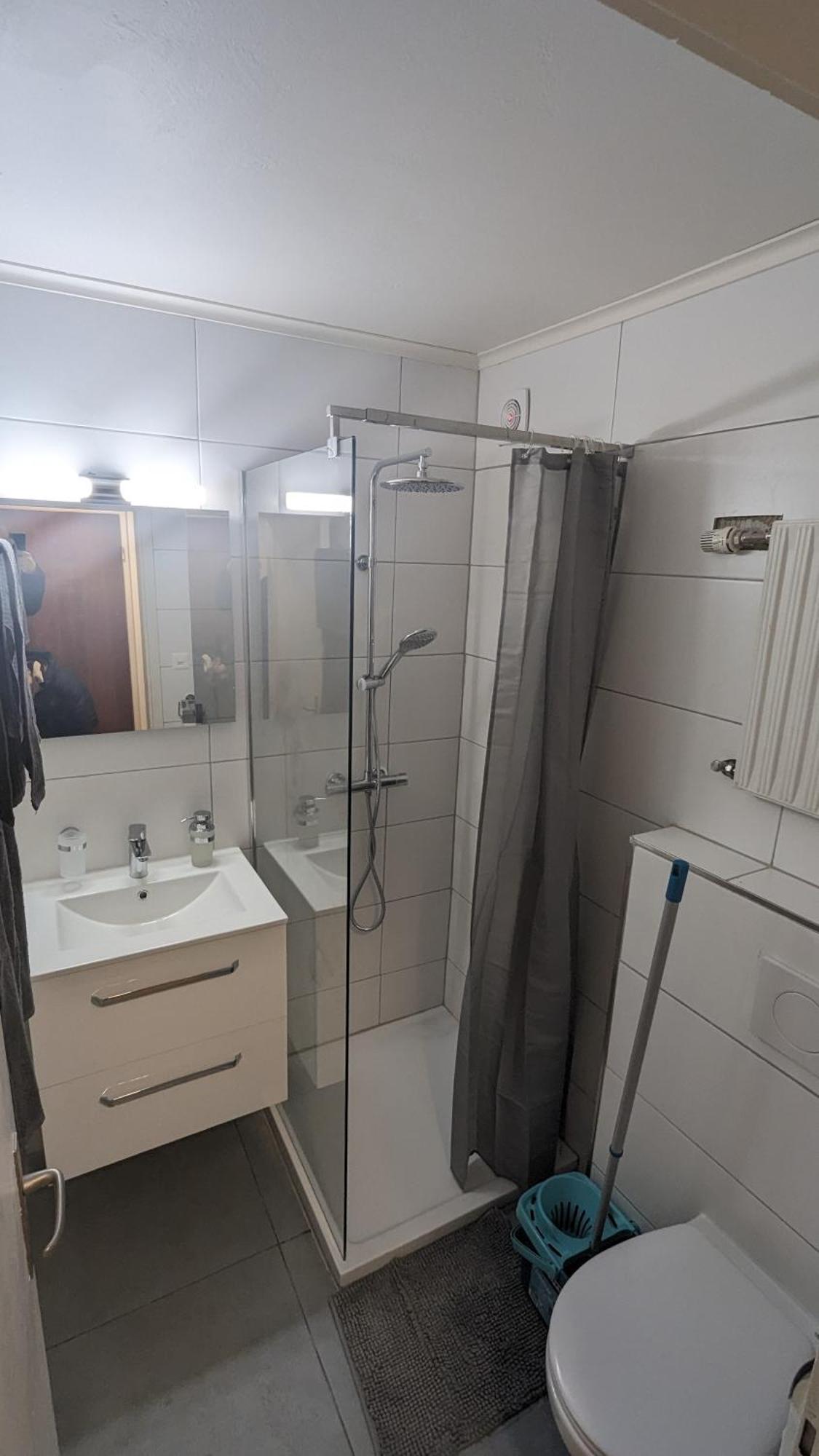 Studio Meuble Pour 2 - Proche De مونترو المظهر الخارجي الصورة